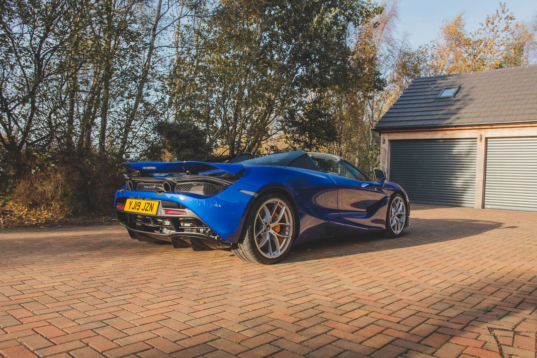 2018 McLaren 720S - Image 14 of 31