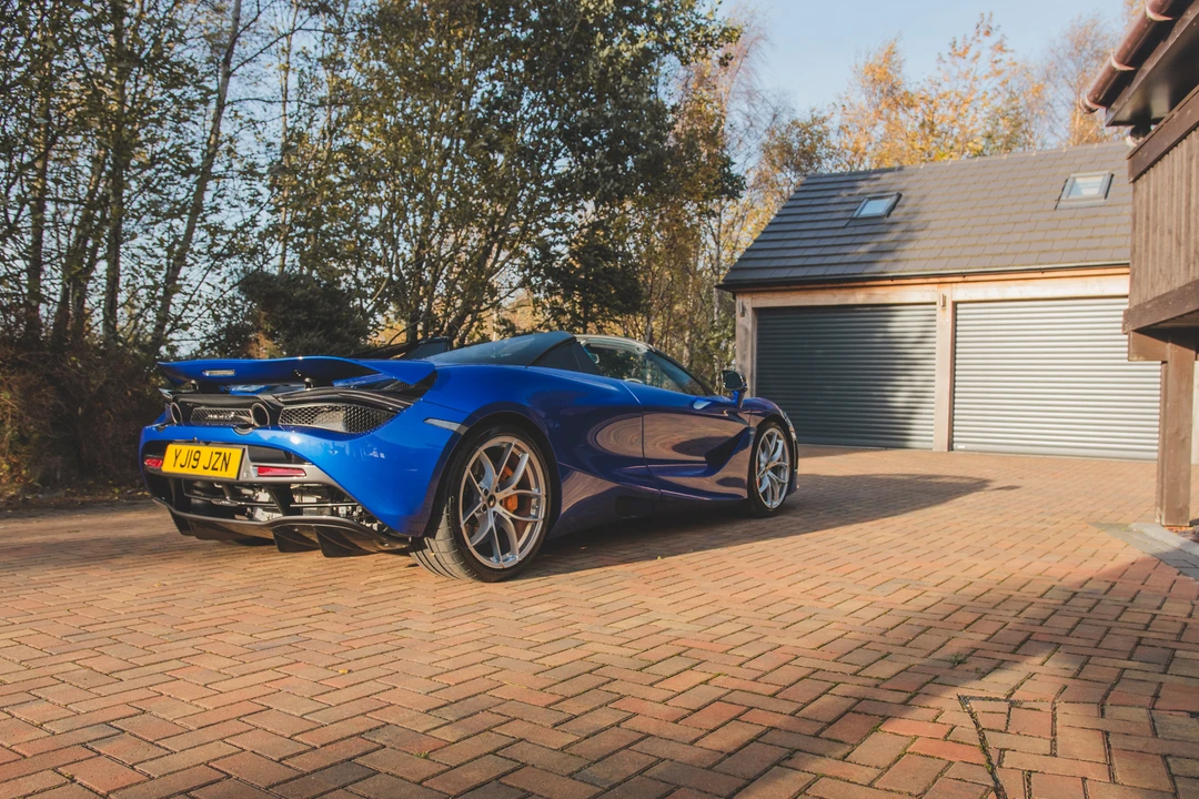 2018 McLaren 720S - Image 6 of 31