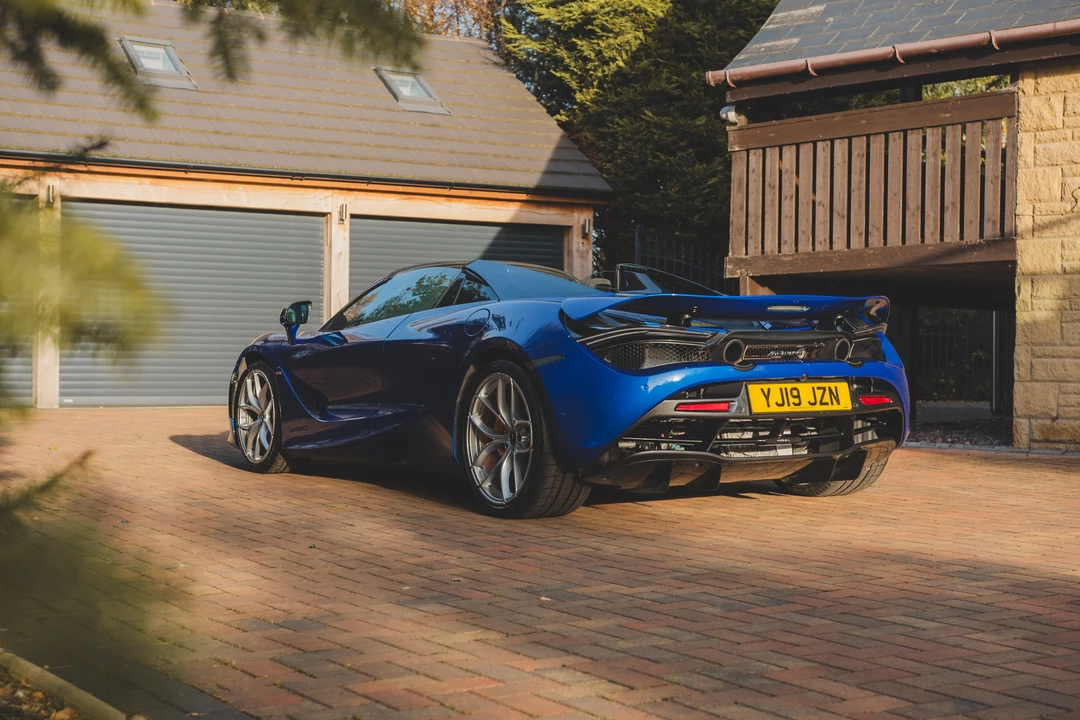 2018 McLaren 720S - Image 16 of 31
