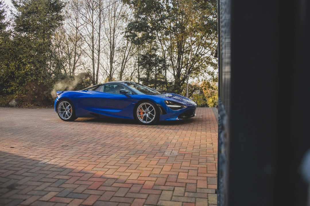 2018 McLaren 720S - Image 27 of 31