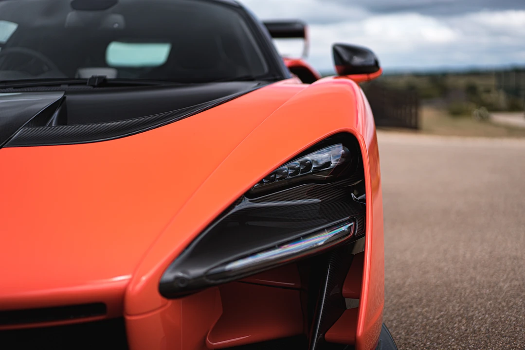 2018 McLaren Senna - Image 29 of 31