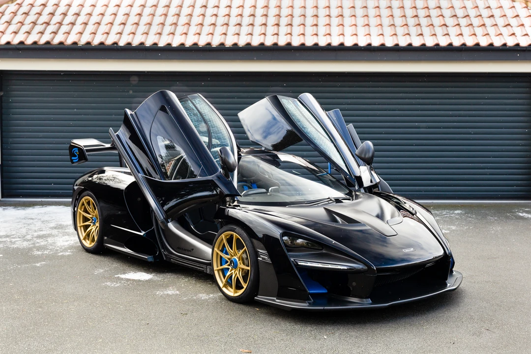 2018 McLaren Senna - Image 12 of 31