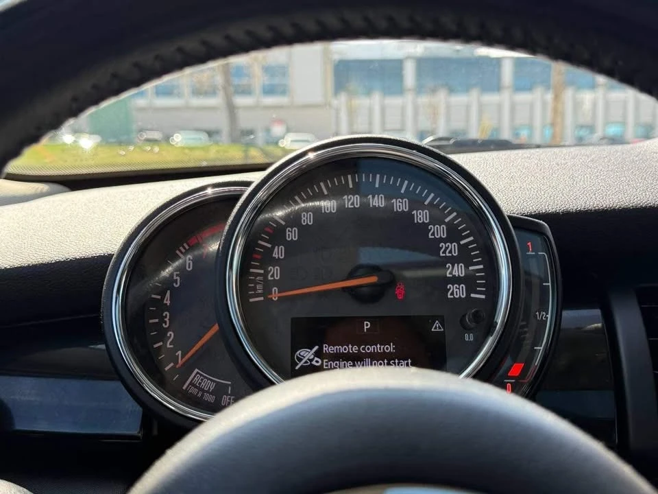 2018 Mini Mini 3rd Gen - Image 10 of 10
