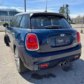 2018 MINI Cooper S 5 Door