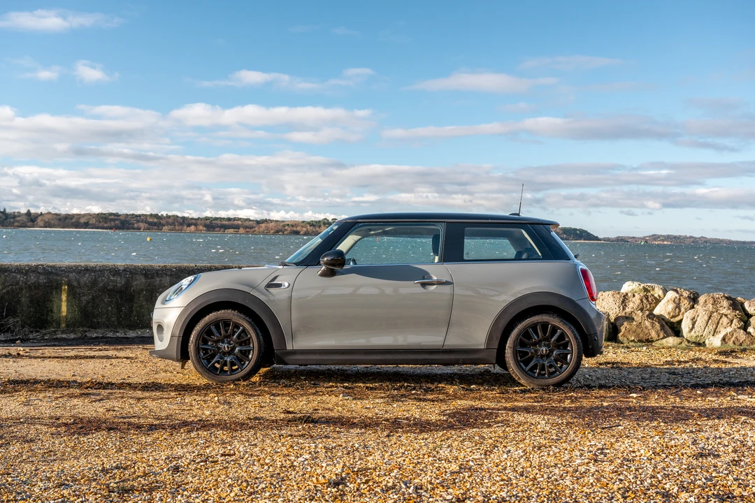 2018 Mini Mini 3rd Gen - Image 9 of 31