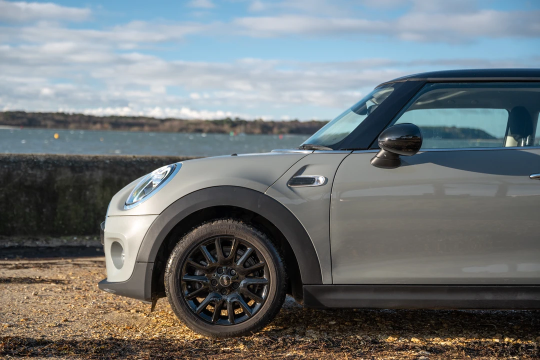 2018 Mini Mini 3rd Gen - Image 19 of 31