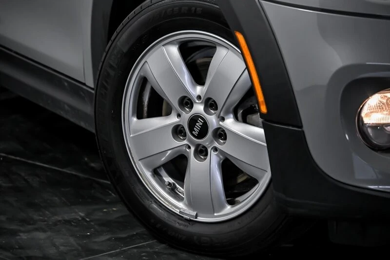 2018 Mini Mini 3rd Gen - Image 3 of 21