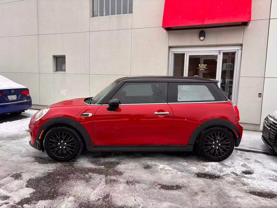 2018 Mini Mini 3rd Gen - Image 4 of 10