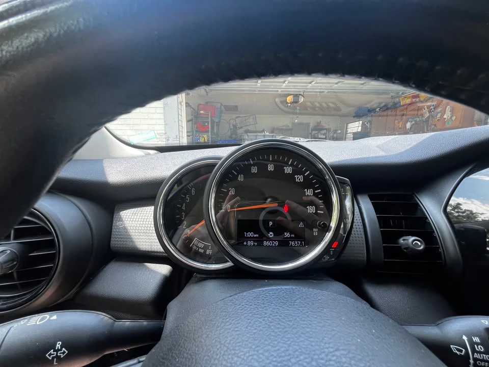 2018 Mini Mini 3rd Gen - Image 2 of 12