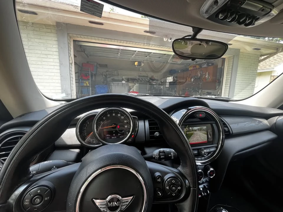 2018 Mini Mini 3rd Gen - Image 4 of 12