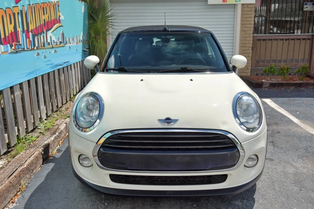 2018 Mini Mini 3rd Gen - Image 7 of 12