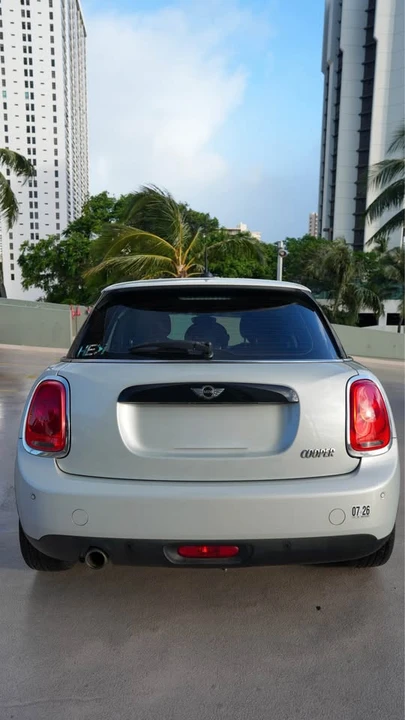 2018 Mini Mini 3rd Gen - Image 7 of 10