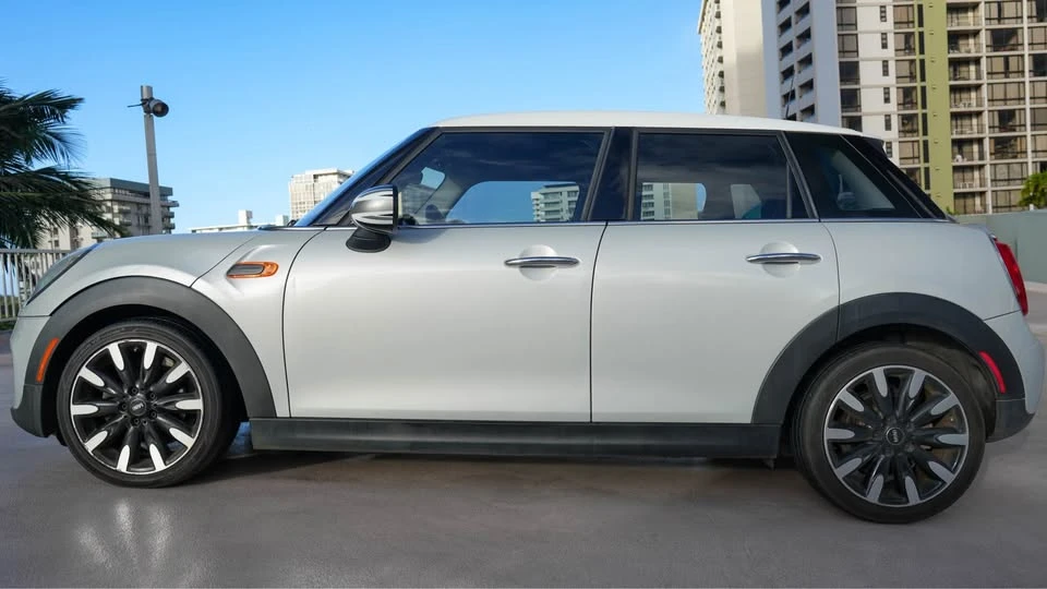 2018 Mini Mini 3rd Gen - Image 3 of 10