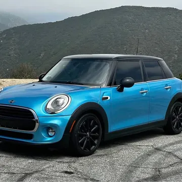 2018 MINI Cooper Cooper Hatchback 4D