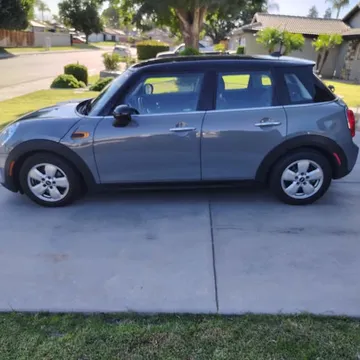 2018 MINI Cooper Cooper Hatchback 4D