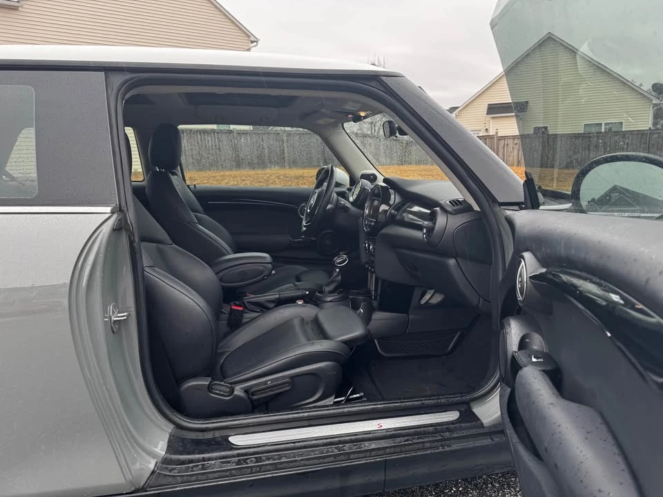 2018 Mini Mini Cooper S 3rd Gen - Image 7 of 17