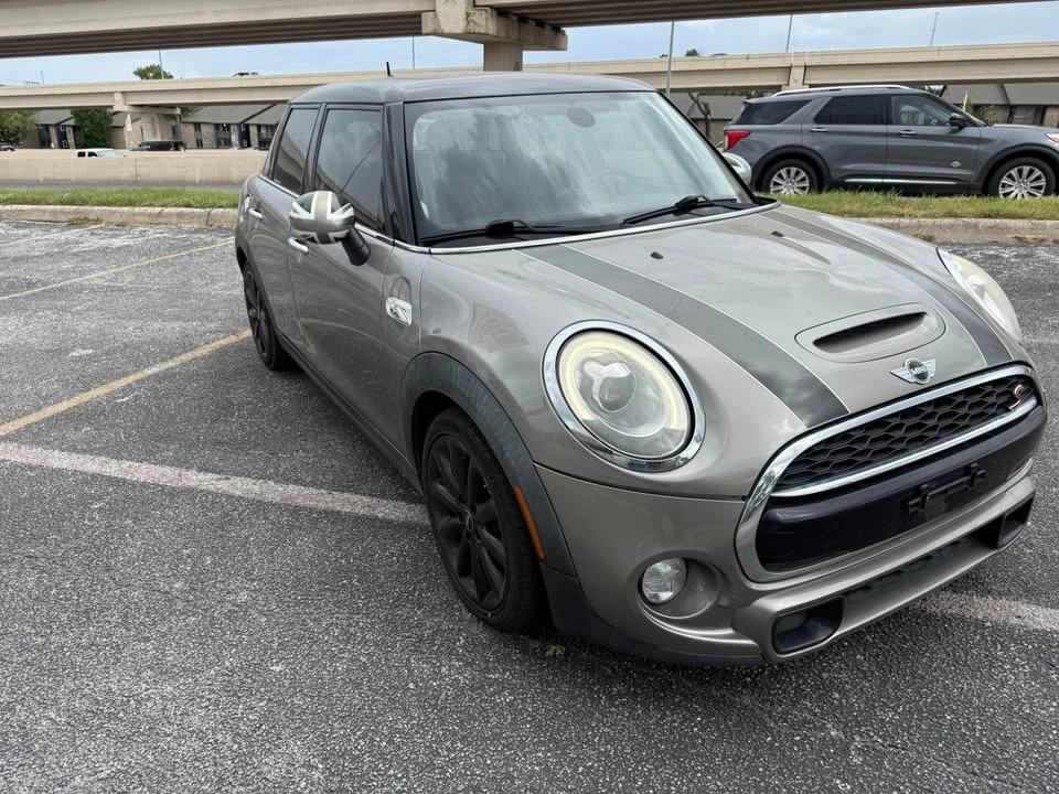 2018 Mini Mini 3rd Gen - Image 2 of 7