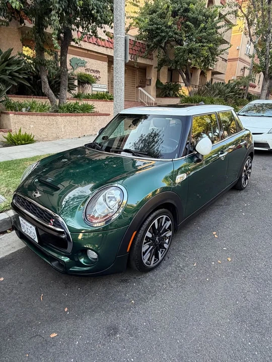 2018 Mini Mini 3rd Gen - Image 3 of 8