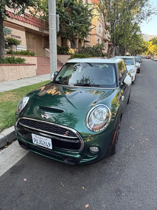 2018 Mini Mini 3rd Gen - Image 2 of 8