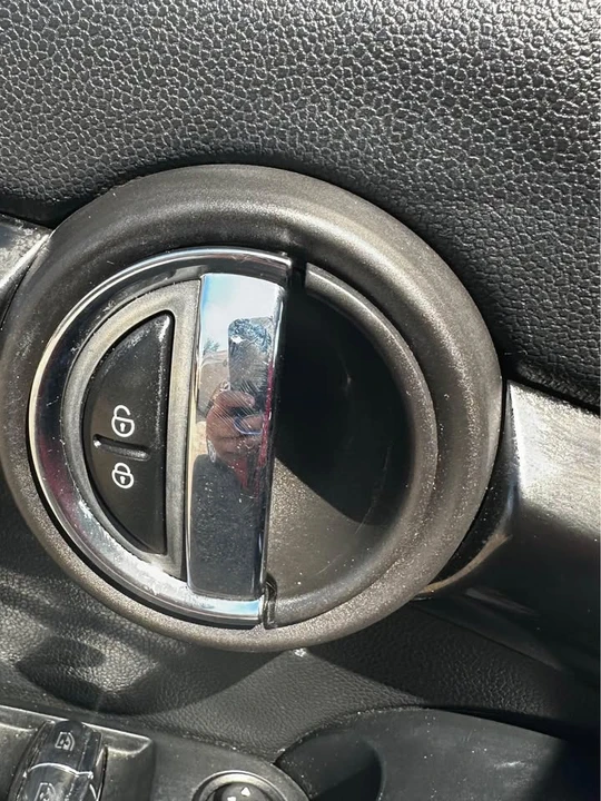 2018 Mini Mini 3rd Gen - Image 18 of 20