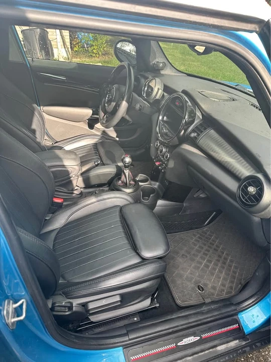 2018 Mini Mini 3rd Gen - Image 7 of 9