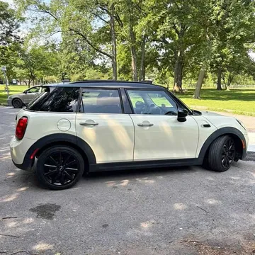2018 MINI Cooper