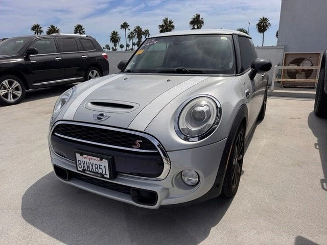 2018 Mini Mini Cooper S 3rd Gen - Image 3 of 3