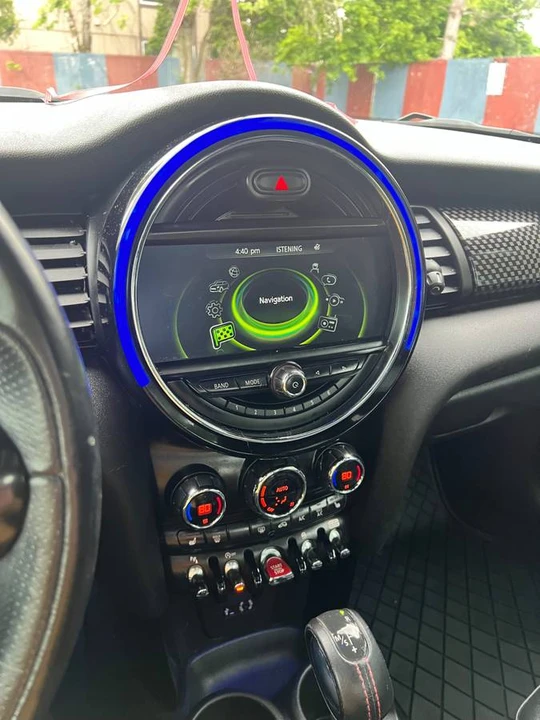 2018 Mini Mini Cooper S 3rd Gen - Image 13 of 14