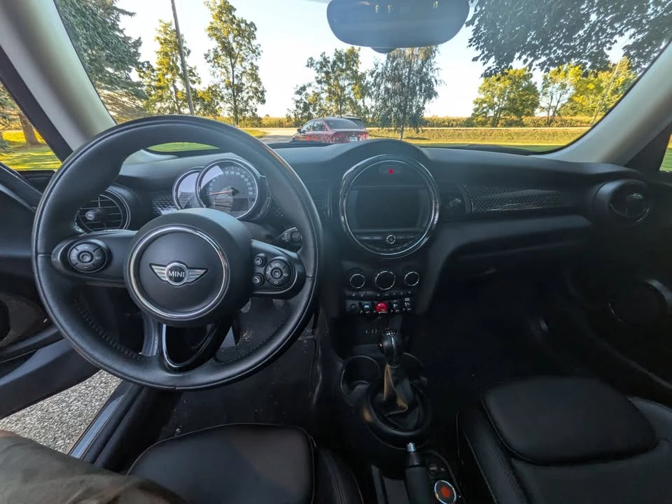 2018 Mini Mini Cooper S 3rd Gen - Image 6 of 8