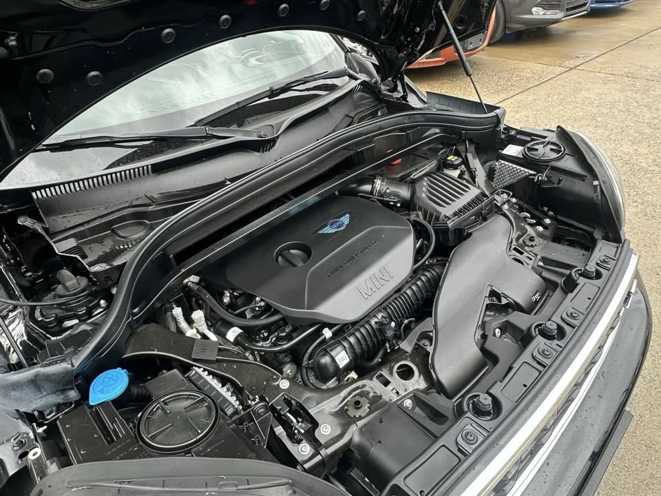 2018 Mini Countryman 2nd Gen - Image 19 of 20