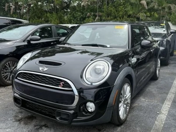 2018 Mini Mini Cooper S 3rd Gen - Image 2 of 4
