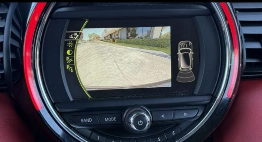 2018 Mini Mini Cooper S 3rd Gen - Image 10 of 12