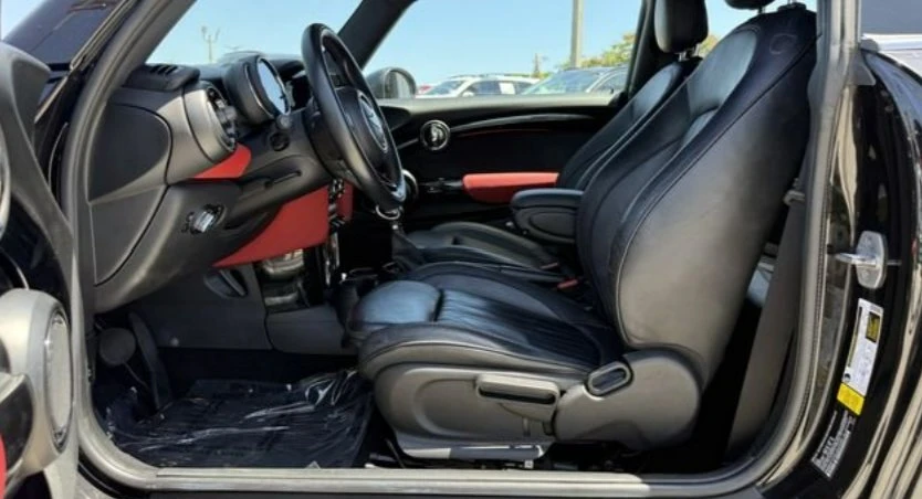 2018 Mini Mini Cooper S 3rd Gen - Image 9 of 12
