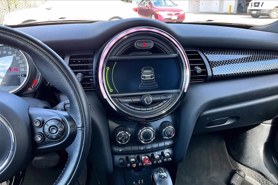 2018 Mini Mini Cooper S 3rd Gen - Image 10 of 20