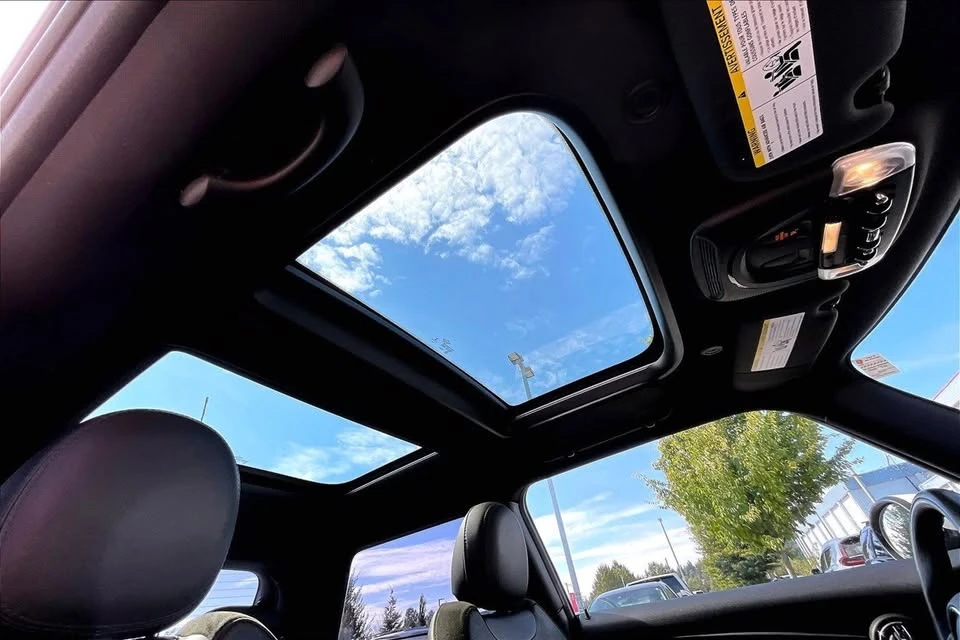2018 Mini Mini Cooper S 3rd Gen - Image 8 of 20