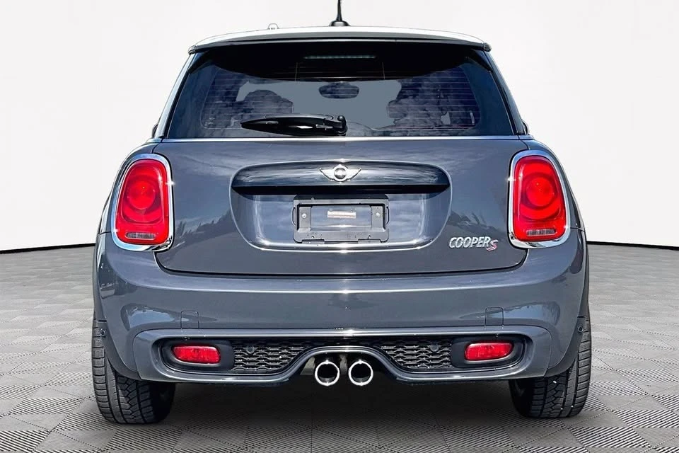 2018 Mini Mini Cooper S 3rd Gen - Image 3 of 20