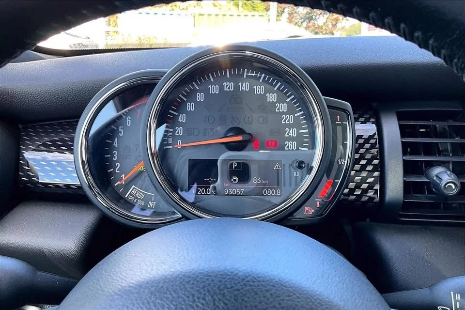 2018 Mini Mini Cooper S 3rd Gen - Image 15 of 20