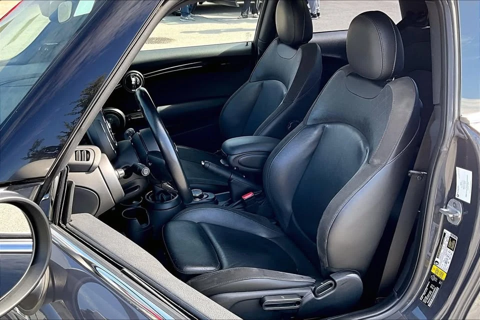 2018 Mini Mini Cooper S 3rd Gen - Image 8 of 18