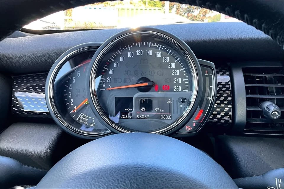 2018 Mini Mini Cooper S 3rd Gen - Image 17 of 18