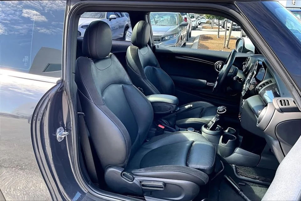 2018 Mini Mini Cooper S 3rd Gen - Image 13 of 18