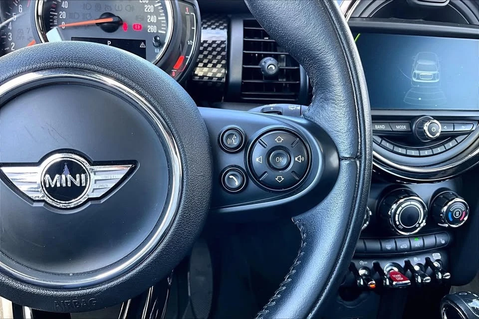 2018 Mini Mini Cooper S 3rd Gen - Image 16 of 18