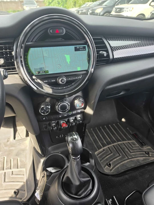 2018 Mini Mini Cooper S 3rd Gen - Image 8 of 12