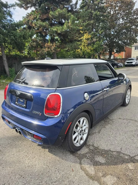 2018 Mini Mini Cooper S 3rd Gen - Image 2 of 12