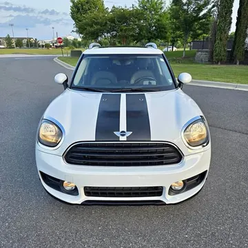 2018 MINI Countryman Classic Cooper Hatchback 4D