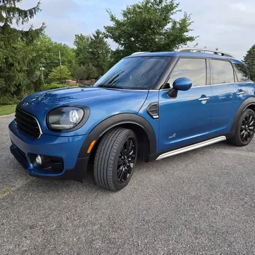 2018 MINI Countryman Cooper ALL4 Hatchback 4D
