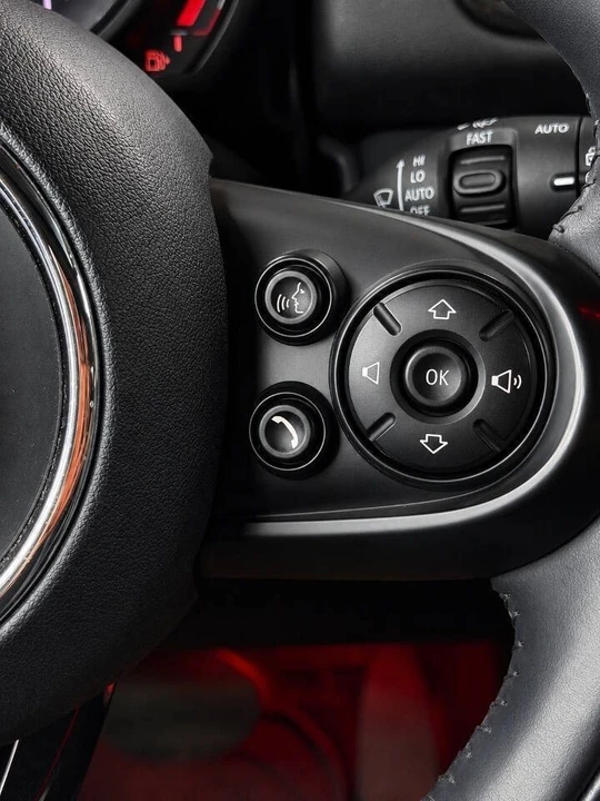 2018 Mini Countryman 2nd Gen - Image 15 of 18
