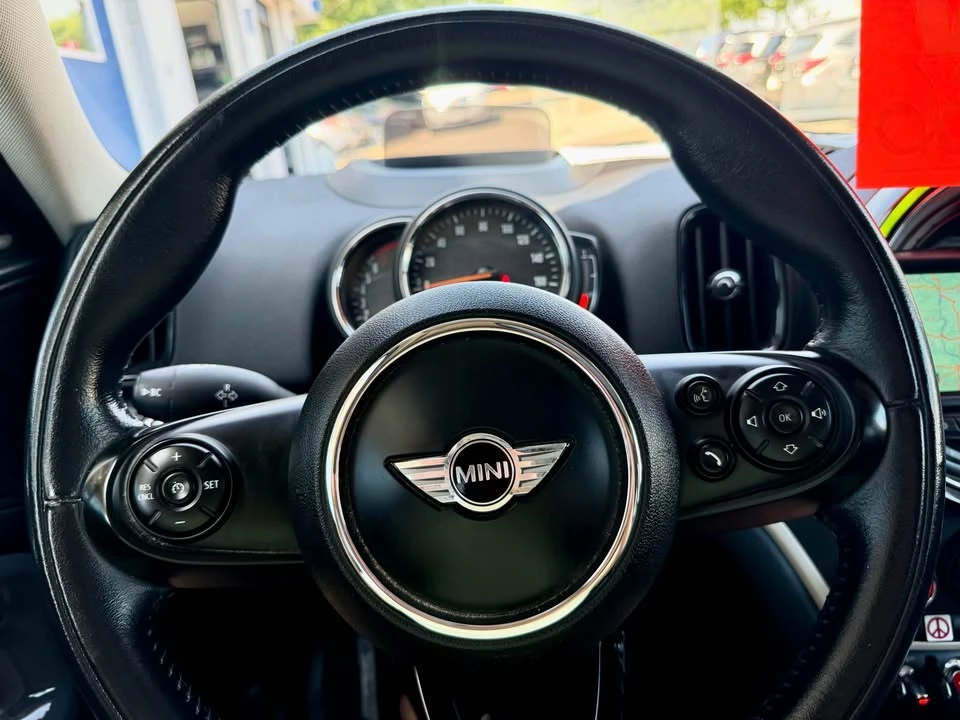 2018 Mini Countryman 2nd Gen - Image 15 of 20