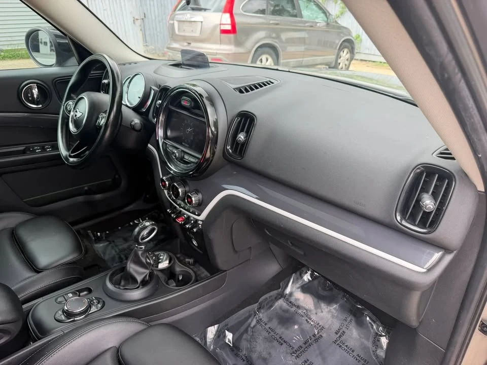 2018 Mini Countryman 2nd Gen - Image 19 of 20