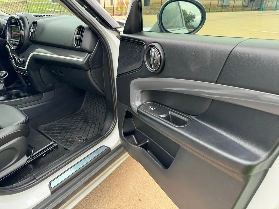 2018 Mini Countryman 2nd Gen - Image 16 of 20