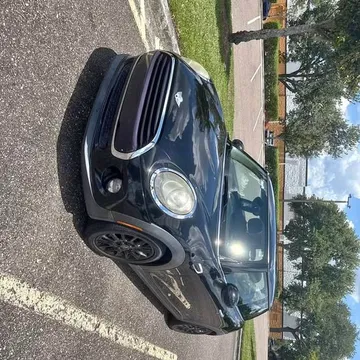 2018 MINI Hardtop 2 Door Cooper Classic Hatchback 2D